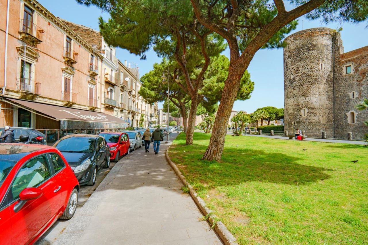 Appartamento Castle Living Aeroporto di Catania Fontana Rossa Esterno foto