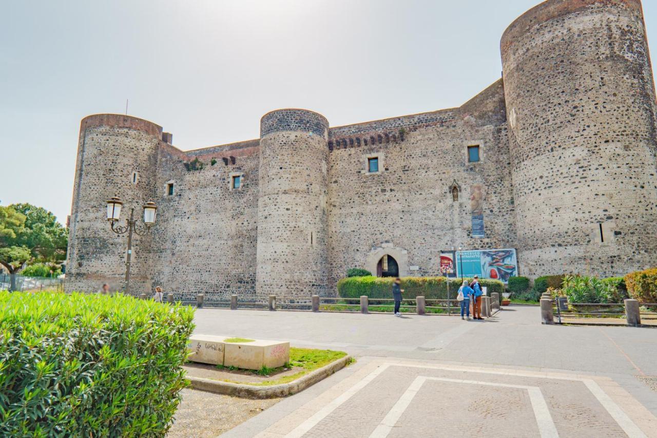 Appartamento Castle Living Aeroporto di Catania Fontana Rossa Esterno foto