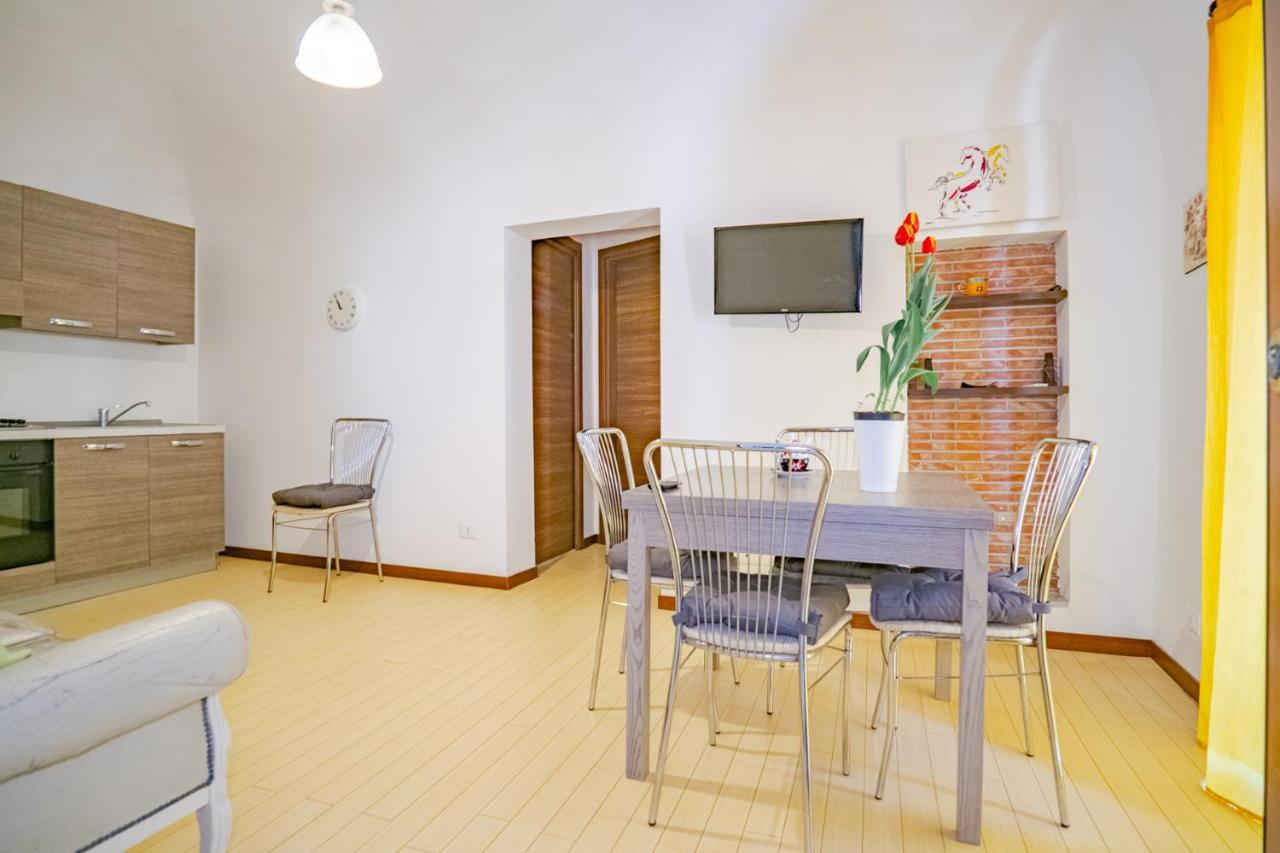 Appartamento Castle Living Aeroporto di Catania Fontana Rossa Esterno foto