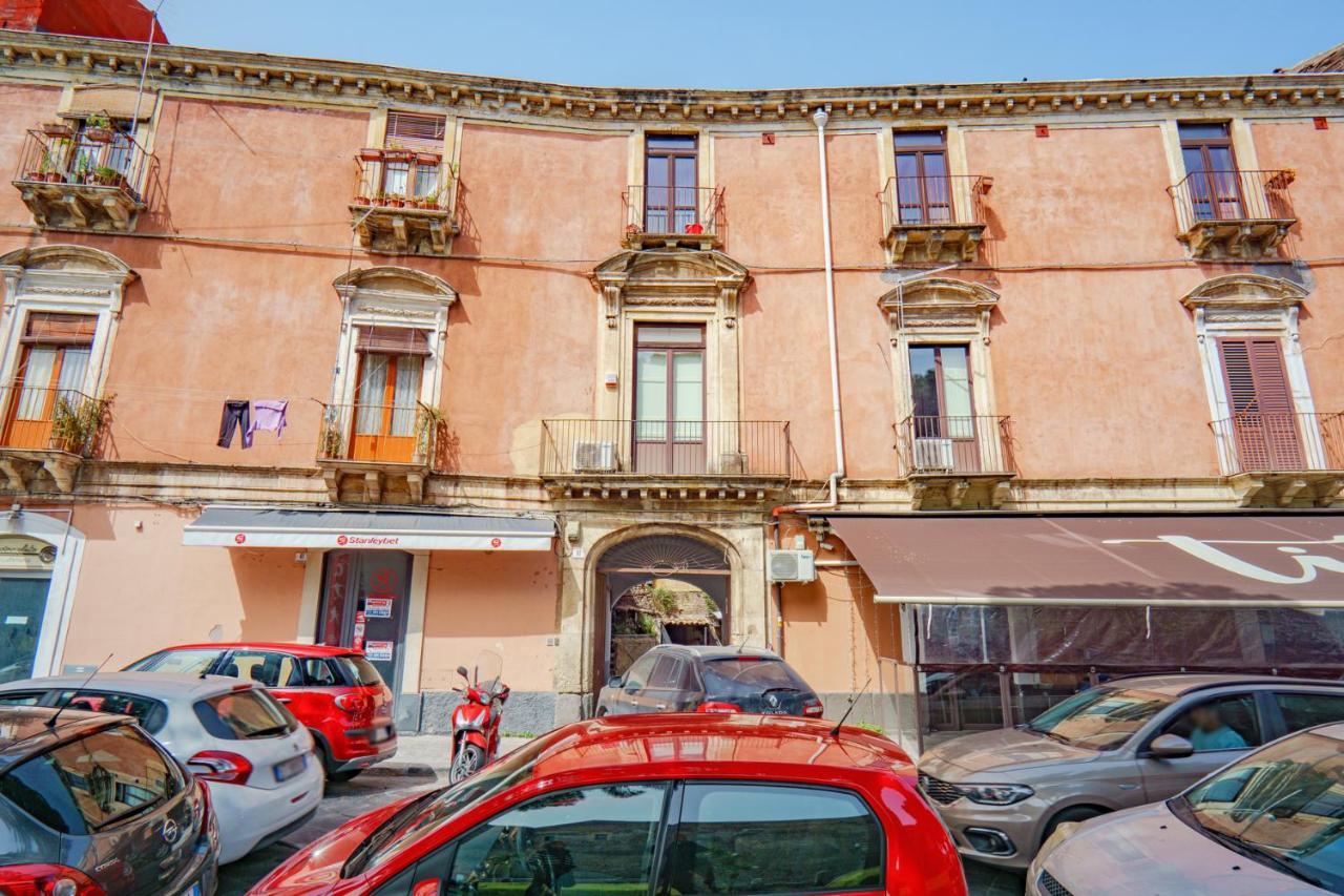 Appartamento Castle Living Aeroporto di Catania Fontana Rossa Esterno foto