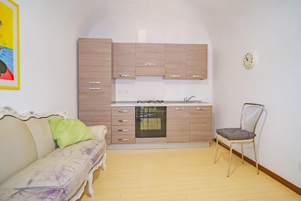 Appartamento Castle Living Aeroporto di Catania Fontana Rossa Esterno foto